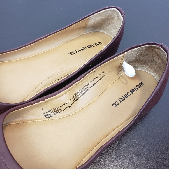 2/$20 Burgundy Red Mossimo Flats - Picture 4 of 8